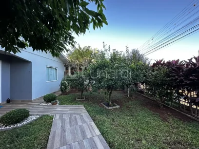 Foto Casa com 3 Dormitórios