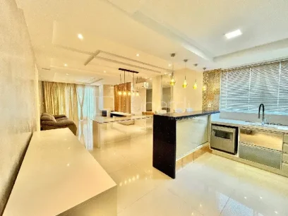 Foto Apartamento com 3 Dormitórios