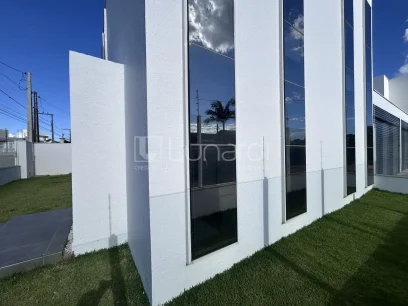 Foto Casa com 3 Suítes