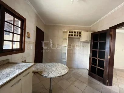 Foto Casa com 3 Dormitórios