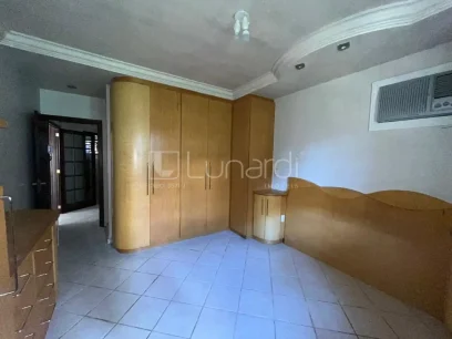 Foto Casa com 3 Dormitórios