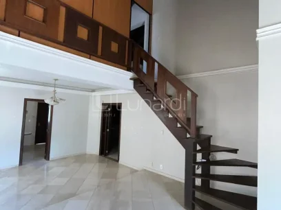 Foto Casa com 3 Dormitórios