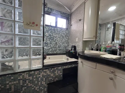 Foto Apartamento com 3 Dormitórios