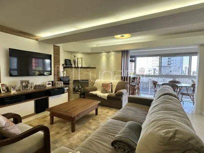 Foto Apartamento com 3 Dormitórios