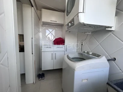 Foto Apartamento com 3 Dormitórios