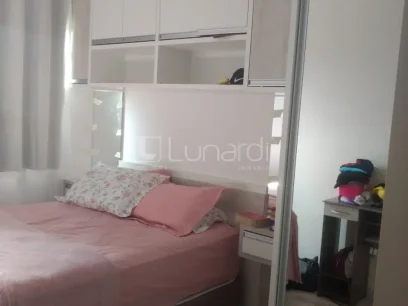 Foto Apartamento com 2 Dormitórios