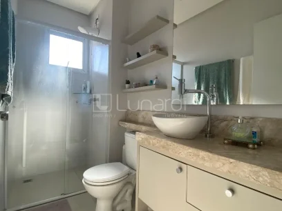 Foto Apartamento com 2 Dormitórios