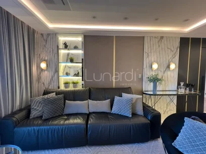 Foto Cobertura com 2 Suítes