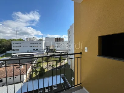 Foto Apartamento com 2 Dormitórios