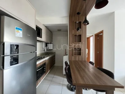 Foto Apartamento com 2 Dormitórios