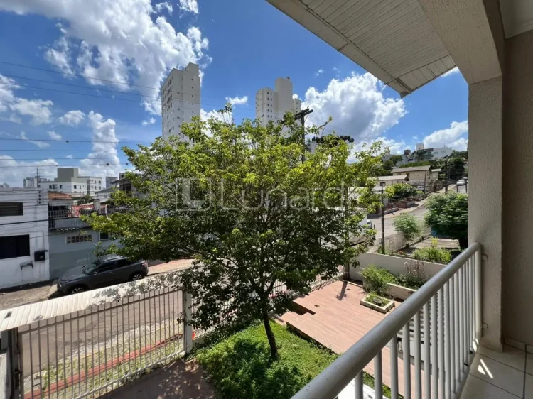 Casa com 4 Dormitórios