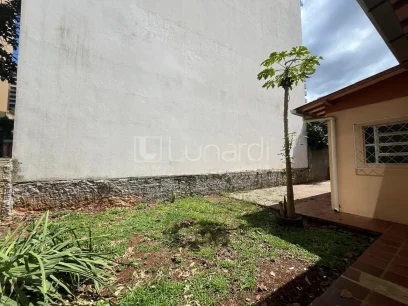 Foto Casa com 4 Dormitórios