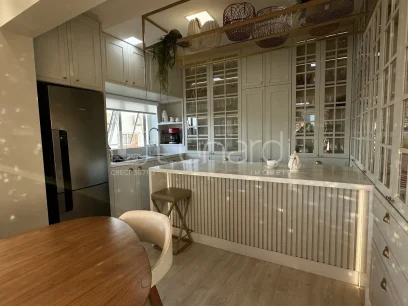 Foto Apartamento com 4 Dormitórios