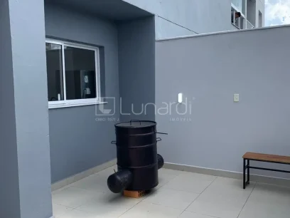 Foto Apartamento com 2 Dormitórios