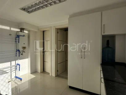 Foto Apartamento com 3 Dormitórios