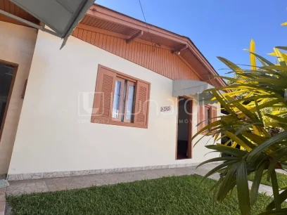 Foto Casa com 3 Dormitórios