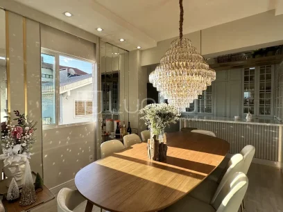 Foto Apartamento com 4 Dormitórios