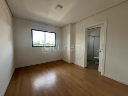 Foto Apartamento com 2 Dormitórios