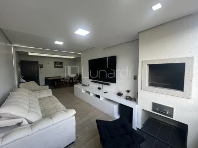 Foto Apartamento com 3 Dormitórios