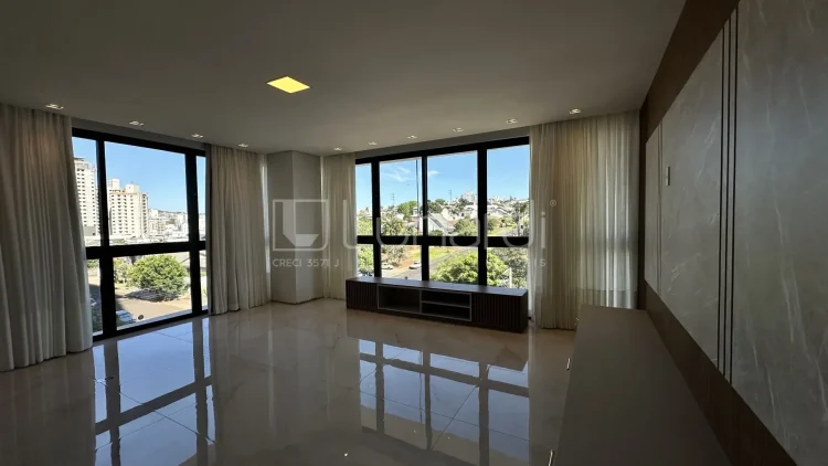 Apartamento com 3 Suítes