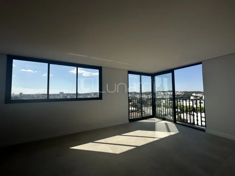 Apartamento com 3 Suítes