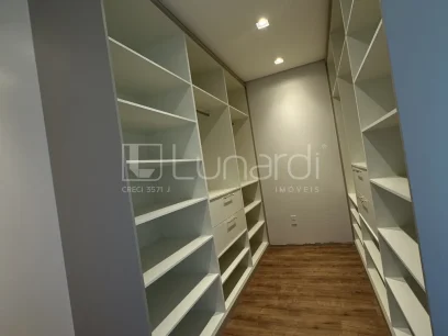 Foto Apartamento com 3 Suítes