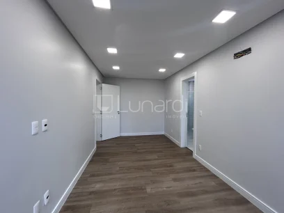 Foto Casa com 3 Suítes