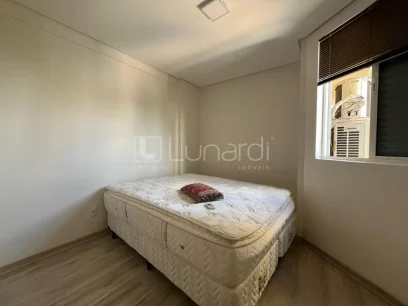 Foto Apartamento com 2 Dormitórios