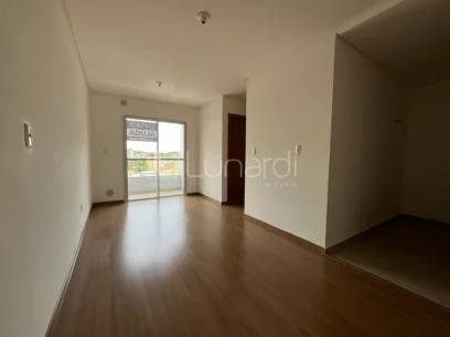 Foto Apartamento com 2 Dormitórios