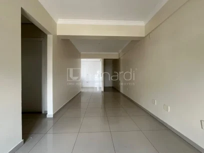 Foto Apartamento com 2 Dormitórios