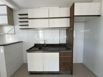 Foto Apartamento com 2 Dormitórios