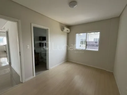 Foto Apartamento com 2 Dormitórios