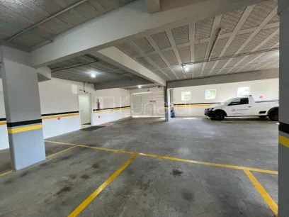 Foto Apartamento com 2 Dormitórios