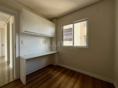 Foto Apartamento com 3 Dormitórios