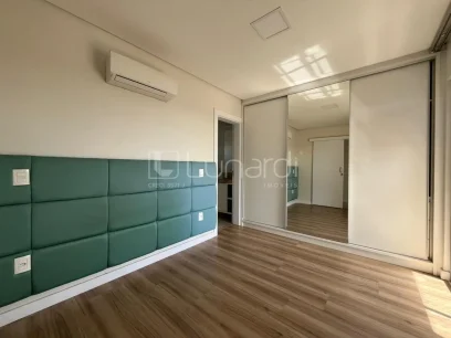 Foto Apartamento com 3 Dormitórios