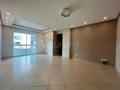 Foto Apartamento com 3 Dormitórios