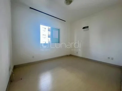 Foto Apartamento com 3 Dormitórios