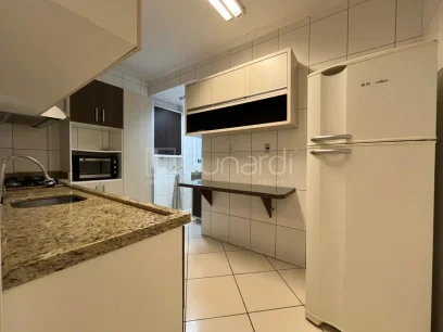 Foto Apartamento com 2 Dormitórios