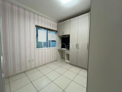 Foto Apartamento com 2 Dormitórios