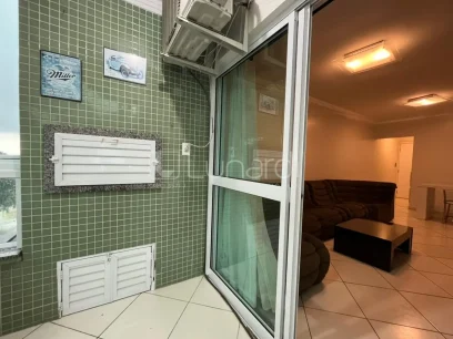 Foto Apartamento com 2 Dormitórios