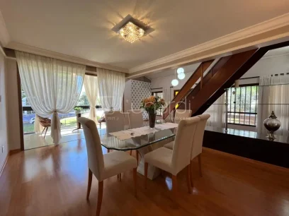 Foto Casa com 3 Dormitórios