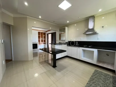 Foto Casa com 3 Dormitórios