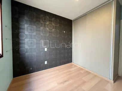 Foto Casa com 3 Dormitórios