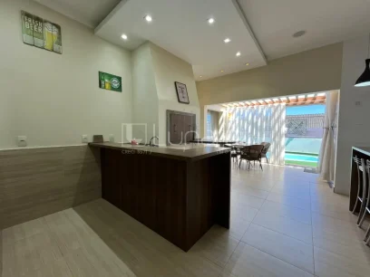 Foto Casa com 3 Dormitórios