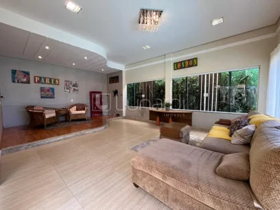 Foto Casa com 3 Dormitórios