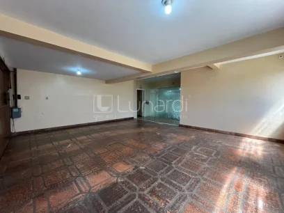 Foto Casa com 3 Dormitórios