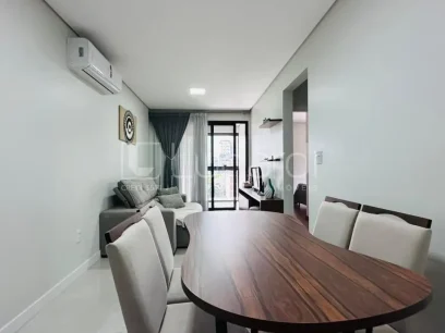 Foto Apartamento com 2 Dormitórios