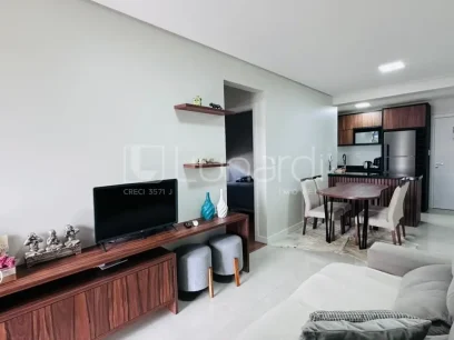 Apartamento com 2 Dormitórios