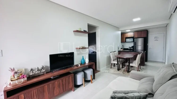 Apartamento com 2 Dormitórios