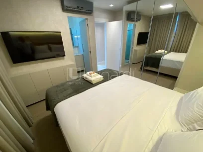 Foto Apartamento com 2 Dormitórios